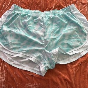 Nike tempo shorts size 2x